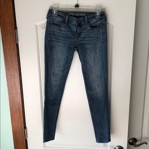 American Eagle Light Wash Jeggings Low-Rise
